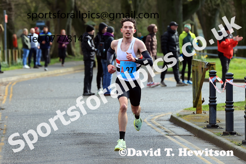 Senior Mens 12 Stage Road Relay, 2026 Northern Mens 12 and Womens 6 Stage Road Relays and Young Athletes 5k, Sheepmount Stadium, Carlisle. Photo: David T. Hewitson/Sports for All Pics